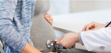 ما هي أسباب توقف نبض الجنين في الأشهر الأولى من الحمل؟.. استشارية توضح